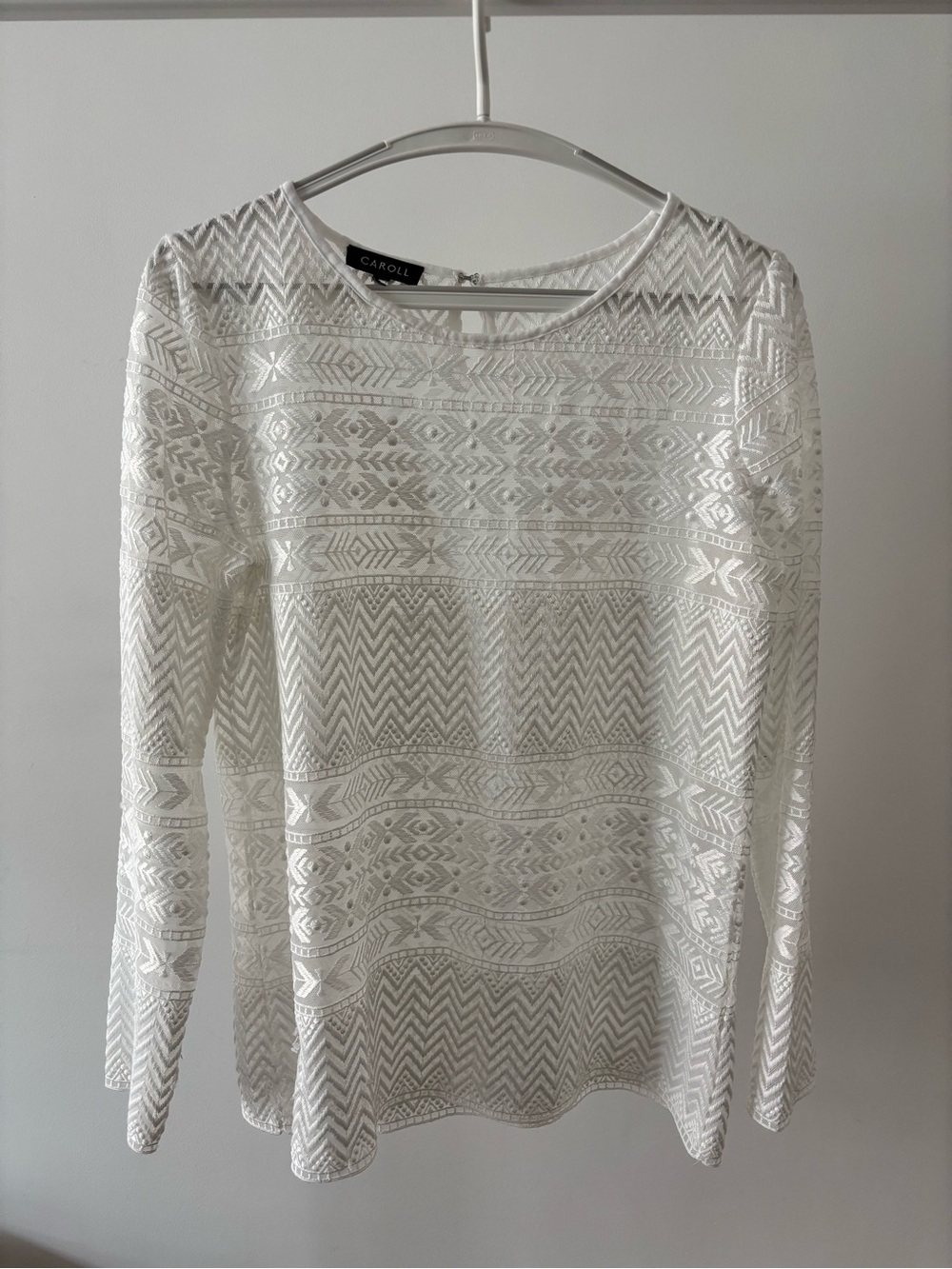 Caroll Paris White Long-Sleeve Textured Pattern Knit Top M